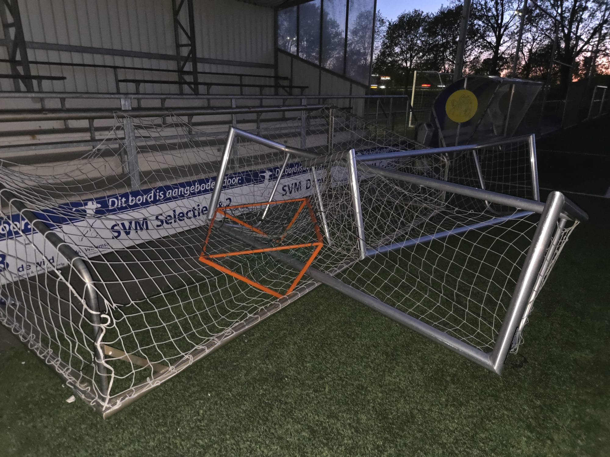 Vernielingen op het sportpark: hulp van leden en ouders gevraagd